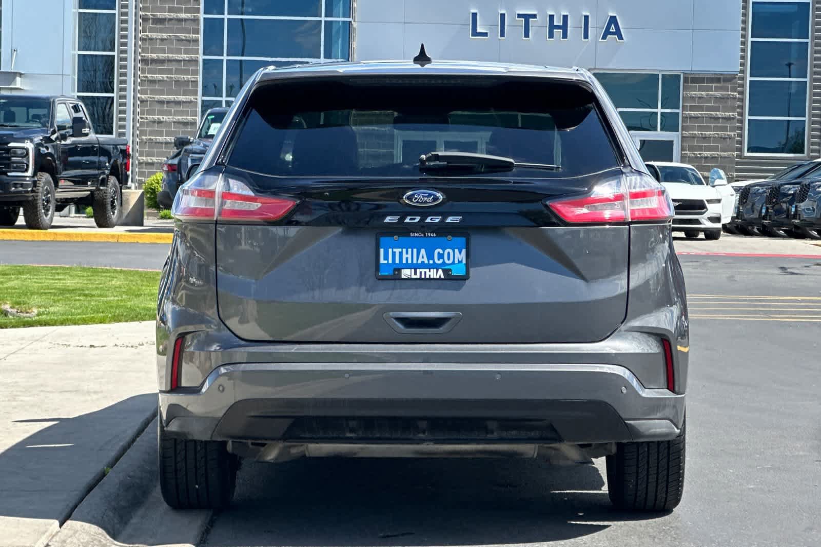 Certified 2022 Ford Edge ST-Line AWD/4WD image 4