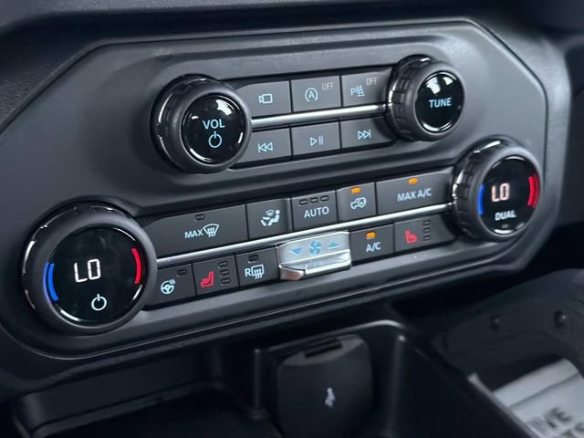 Certified 2025 Ford Bronco Outer Banks w/ Sasquatch Package AWD/4WD image 31