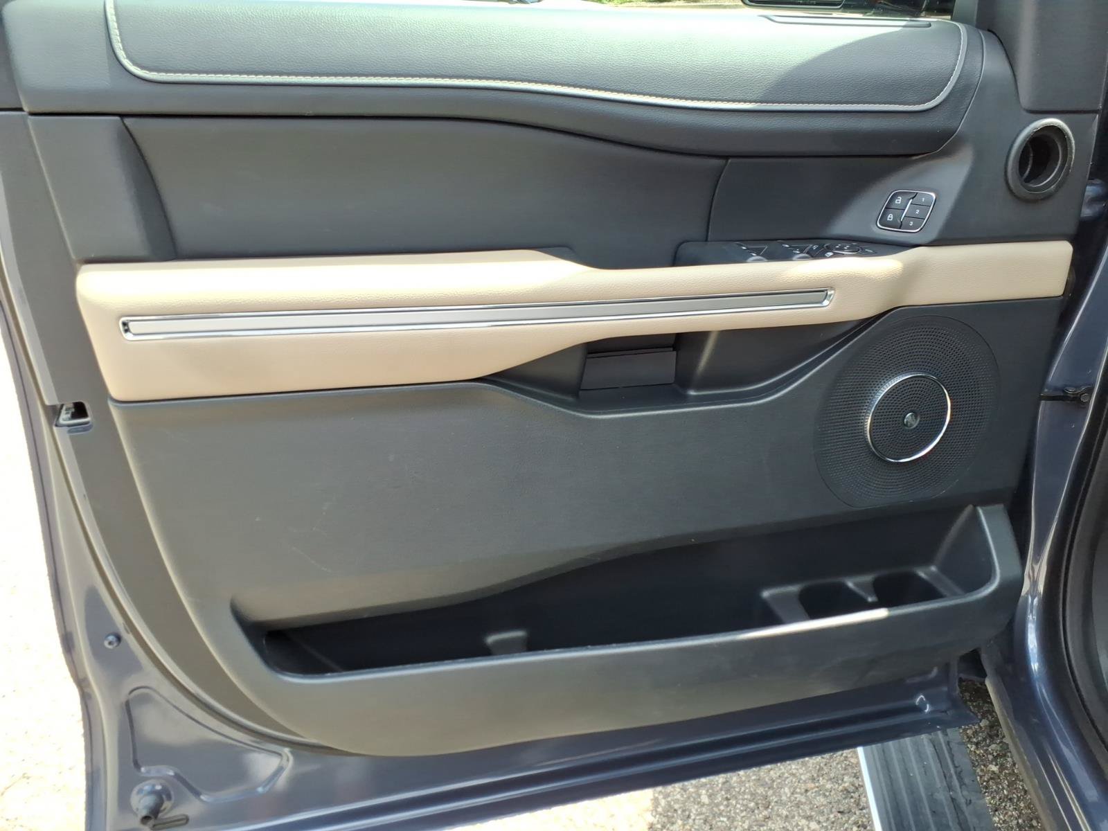 Certified 2023 Ford Expedition Limited AWD/4WD image 17