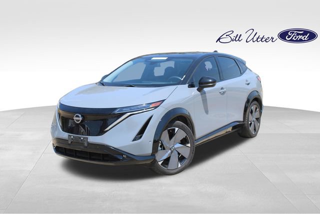 Used 2023 Nissan Ariya AWD/4WD image 1