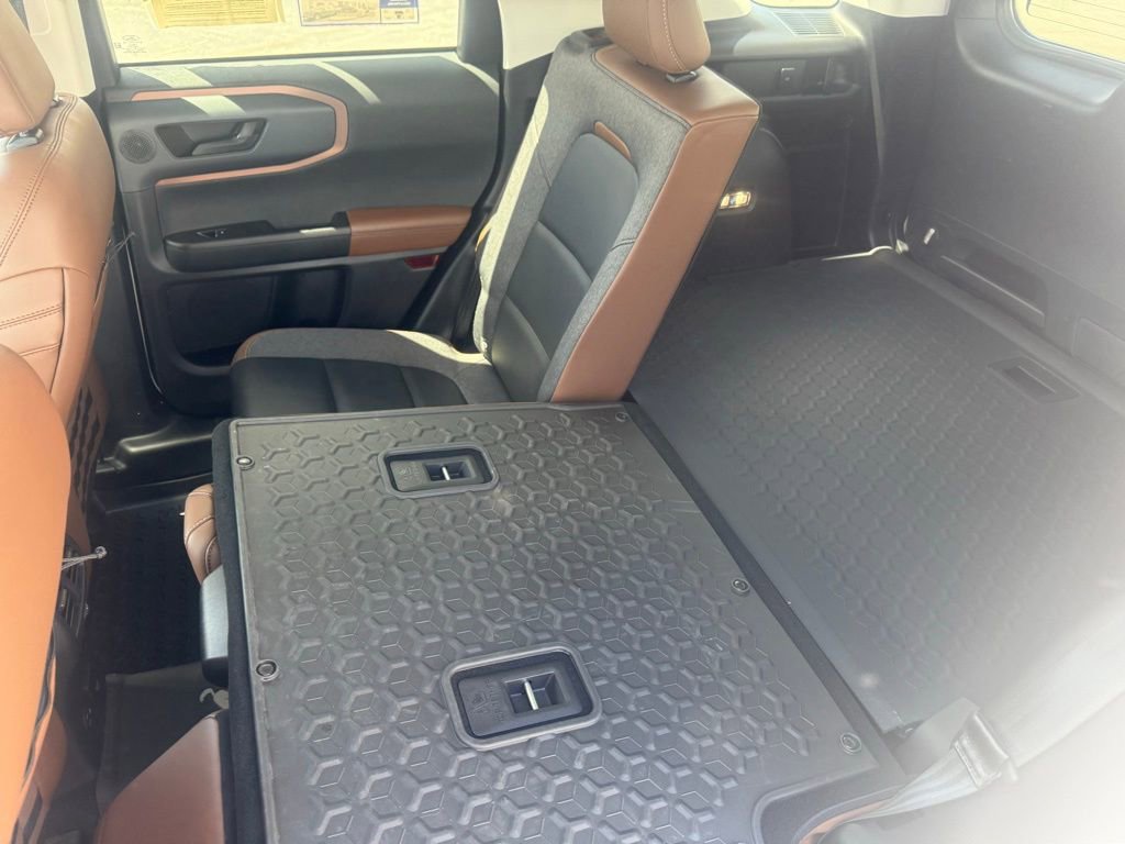 Certified 2022 Ford Bronco Sport Outer Banks w/ Tech Package AWD/4WD image 36