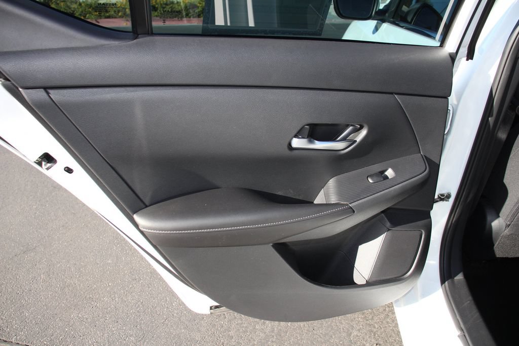 Used 2023 Nissan Sentra SV FWD image 20