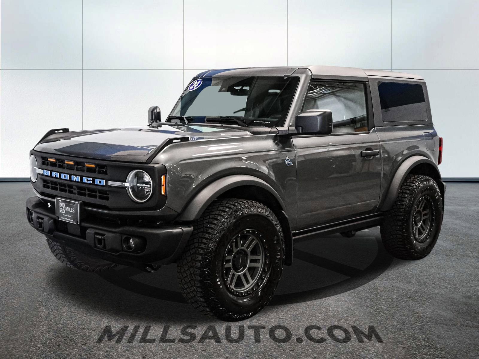 Certified 2024 Ford Bronco Black Diamond AWD/4WD image 2