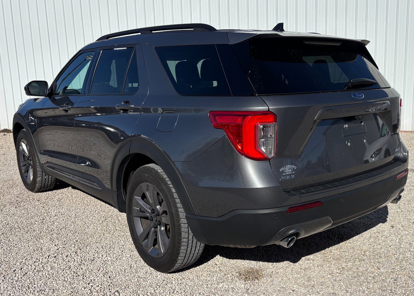 Certified 2022 Ford Explorer XLT w/ Equipment Group 202A image 3