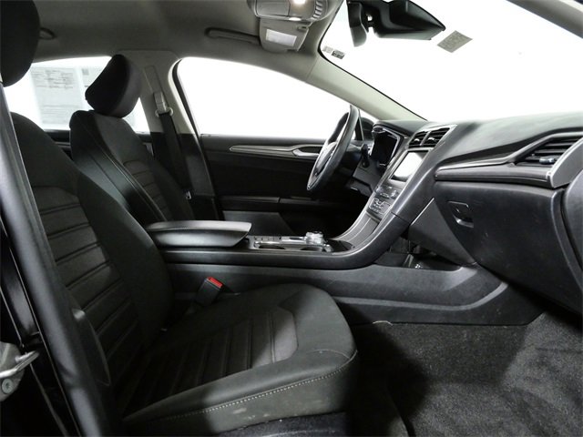 Certified 2020 Ford Fusion SE image 11