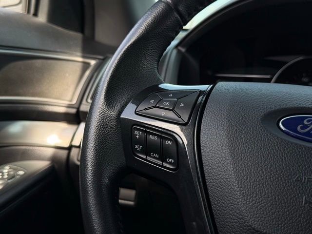 Certified 2018 Ford Explorer XLT w/ XLT Appearance Package AWD/4WD image 11