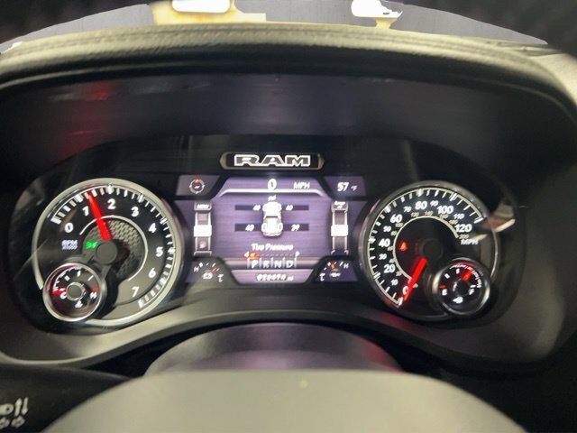 Used 2024 RAM 1500 Laramie AWD/4WD image 18