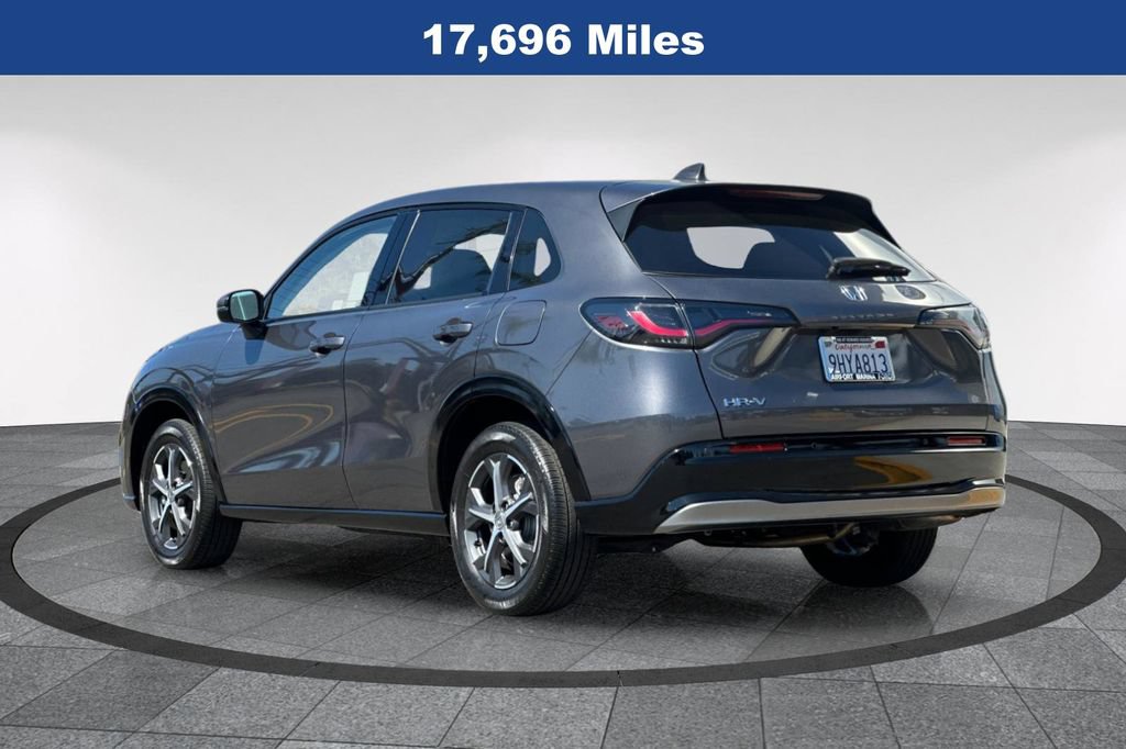 Used 2024 Honda HR-V EX-L image 8