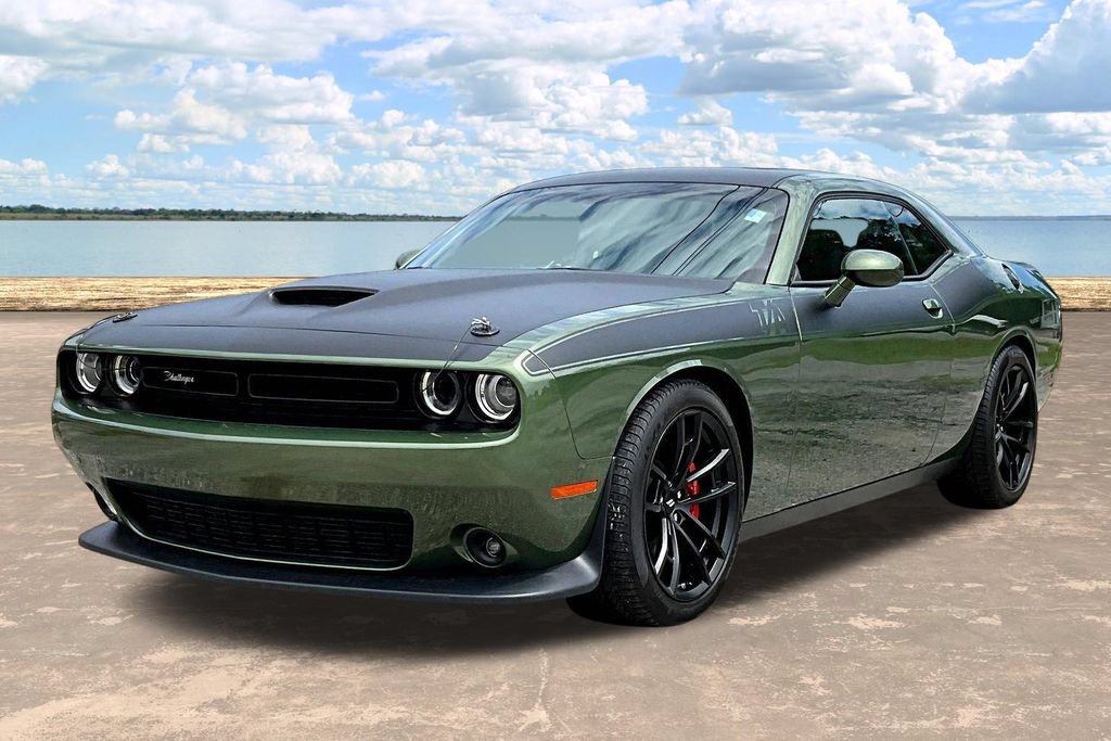 Used 2023 Dodge Challenger R/T w/ T/A Package RWD image 4