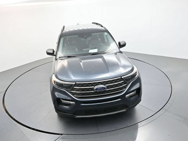Certified 2023 Ford Explorer XLT w/ Equipment Group 202A AWD/4WD image 35