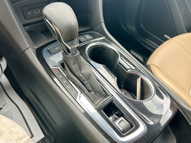 Used 2023 Chevrolet Equinox Premier AWD/4WD image 23