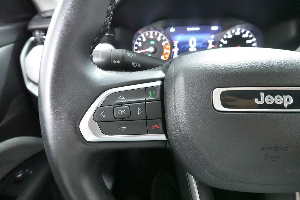 Used 2022 Jeep Compass Latitude AWD/4WD image 12