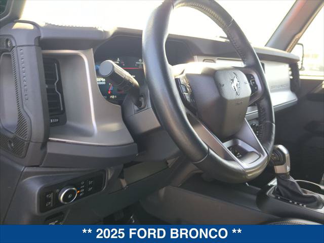 Certified 2025 Ford Bronco Outer Banks AWD/4WD image 12