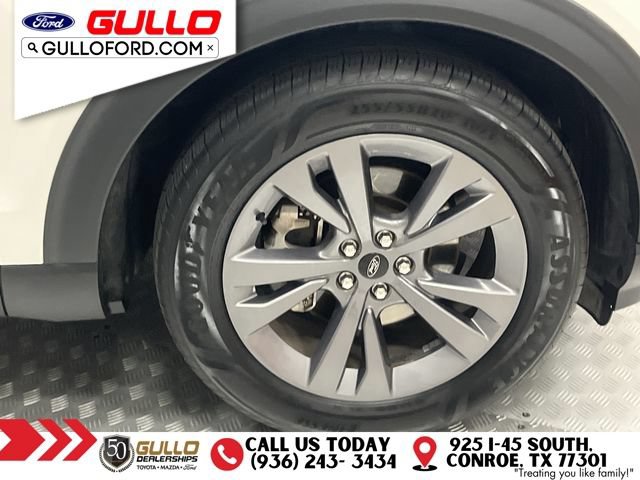 Certified 2022 Ford Explorer XLT w/ Equipment Group 202A RWD image 30