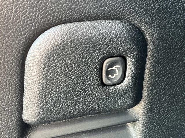 Used 2021 Jeep Grand Cherokee Limited AWD/4WD image 13