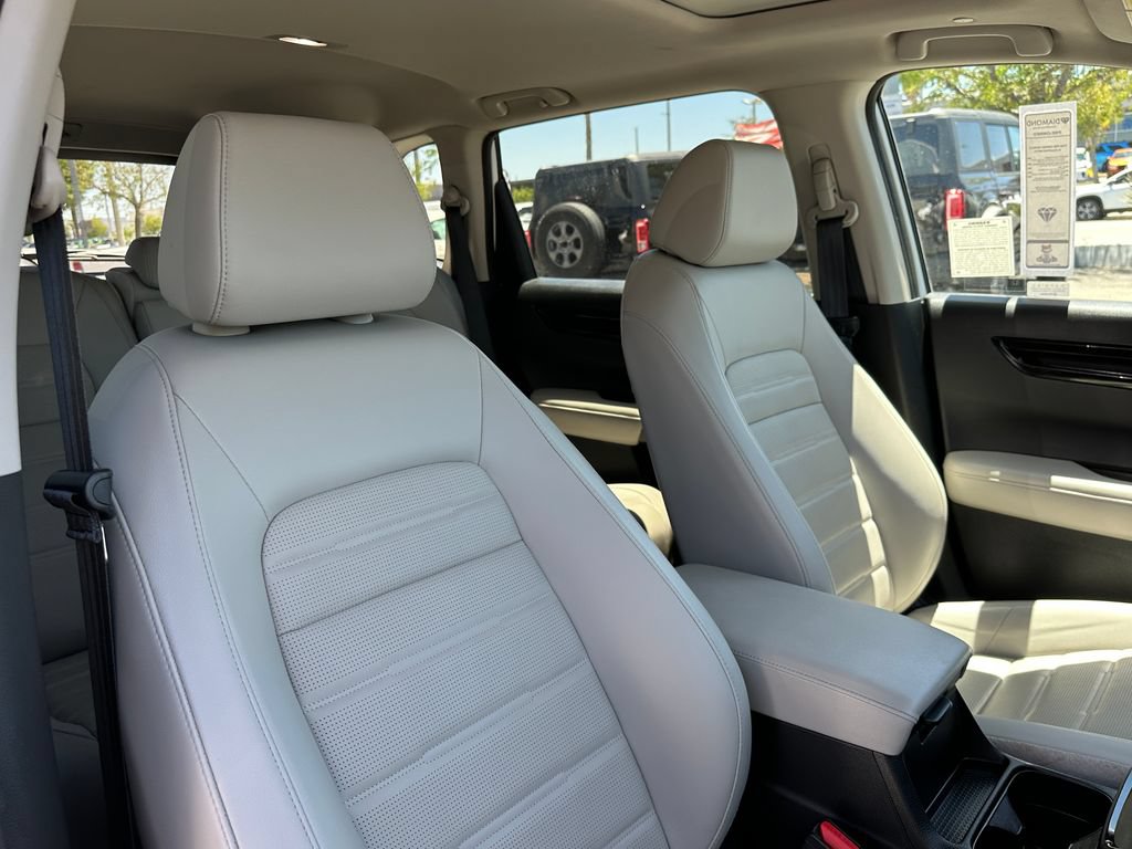 Used 2025 Honda CR-V EX-L image 18