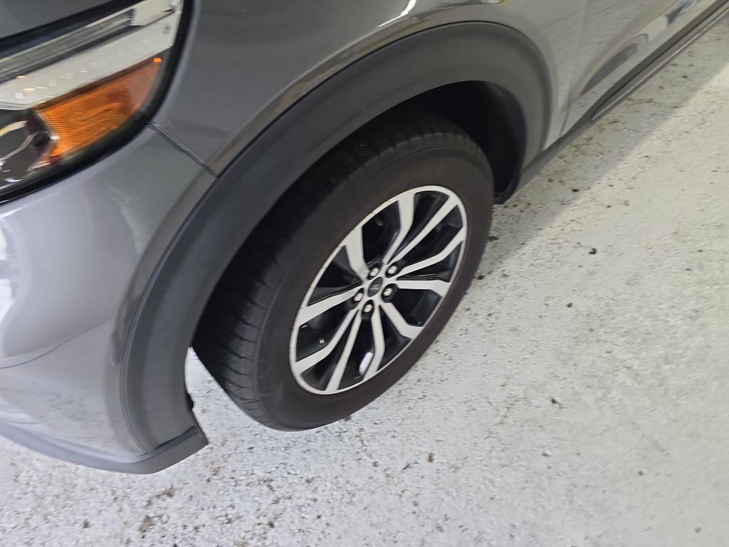 Certified 2023 Ford Explorer ST AWD/4WD image 9