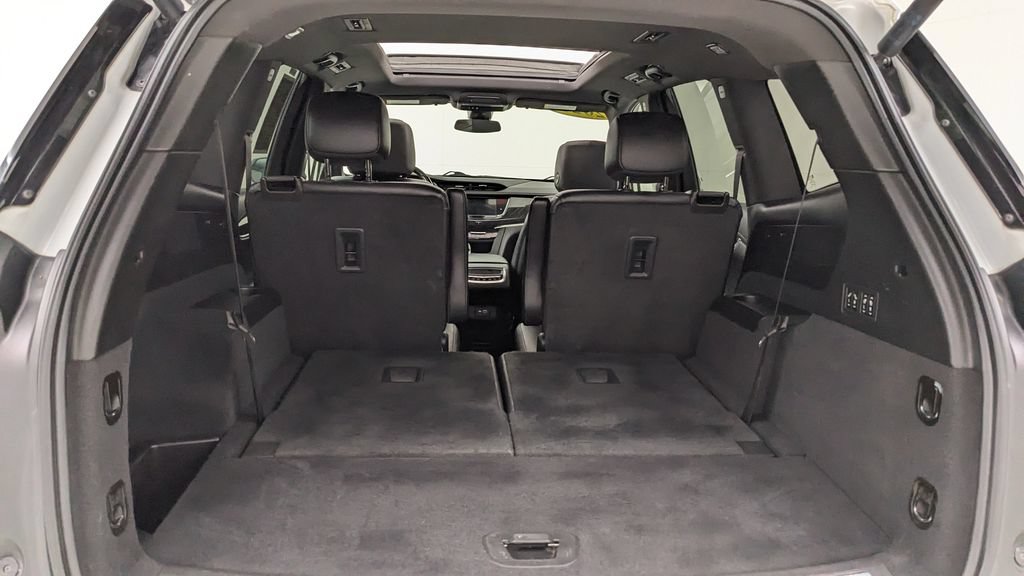 Used 2020 Cadillac XT6 Premium Luxury AWD/4WD image 9
