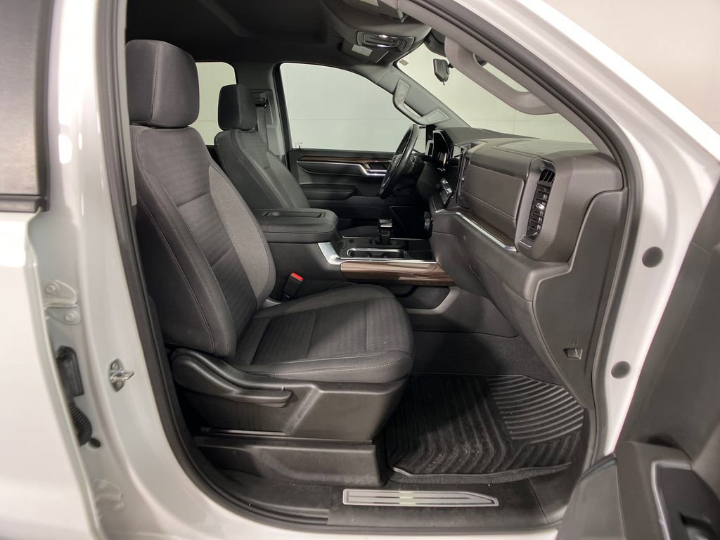 Used 2022 Chevrolet Silverado 1500 RST image 6