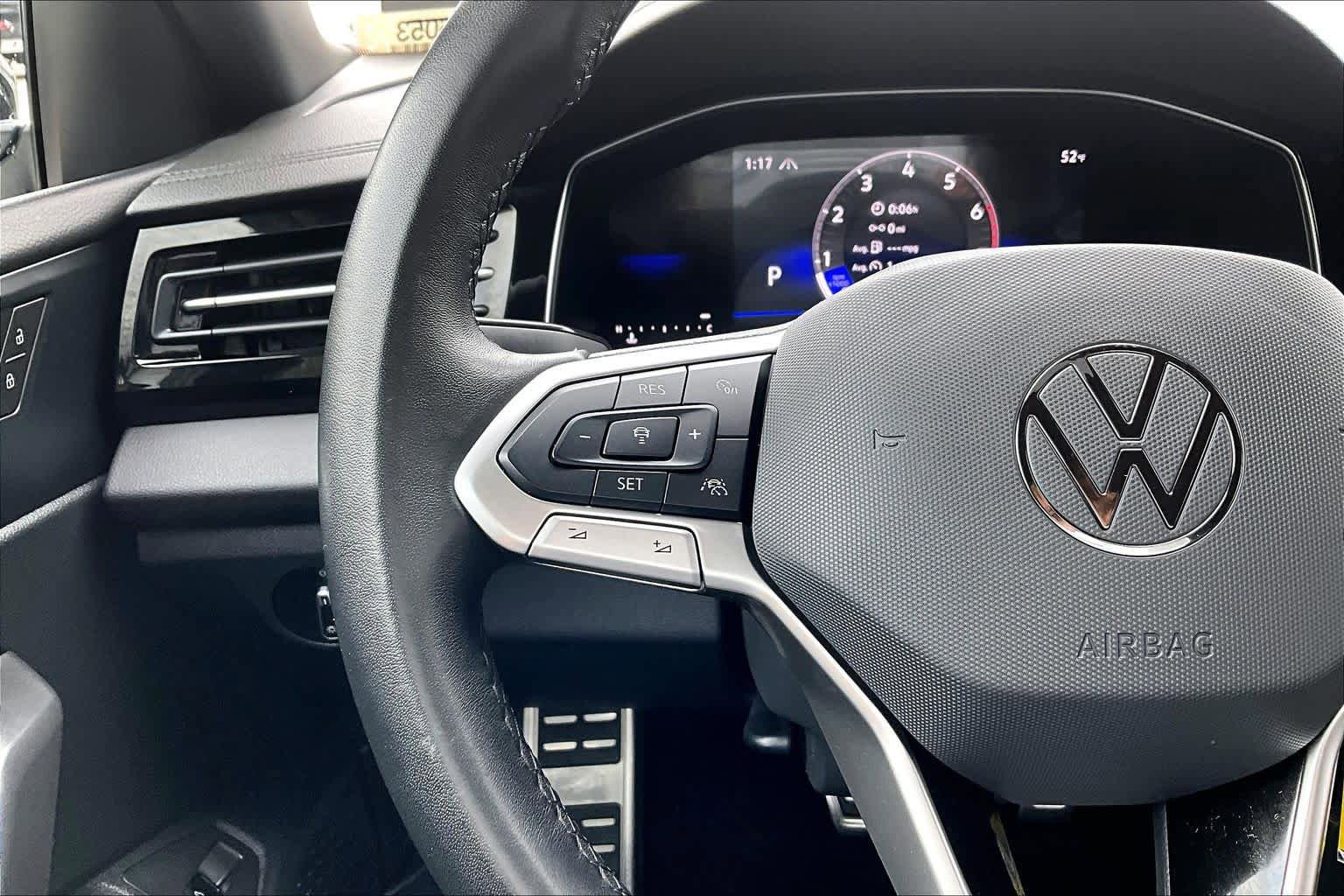 Used 2025 Volkswagen Jetta Sport FWD image 24