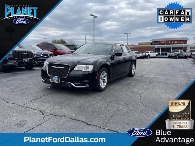 Used 2022 Chrysler 300 Touring
