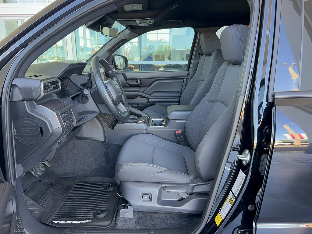 Used 2026 Toyota Tacoma SR5 AWD/4WD image 11