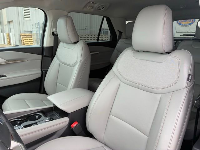 Certified 2025 Ford Explorer Active w/ Active Comfort Package image 8