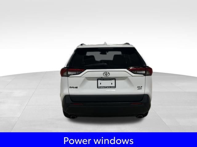 Used 2021 Toyota RAV4 XLE image 5