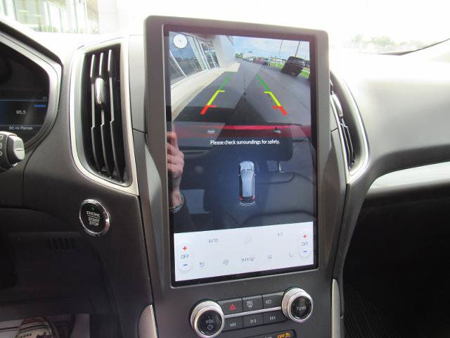 Certified 2024 Ford Edge SEL w/ Convenience Package AWD/4WD image 15