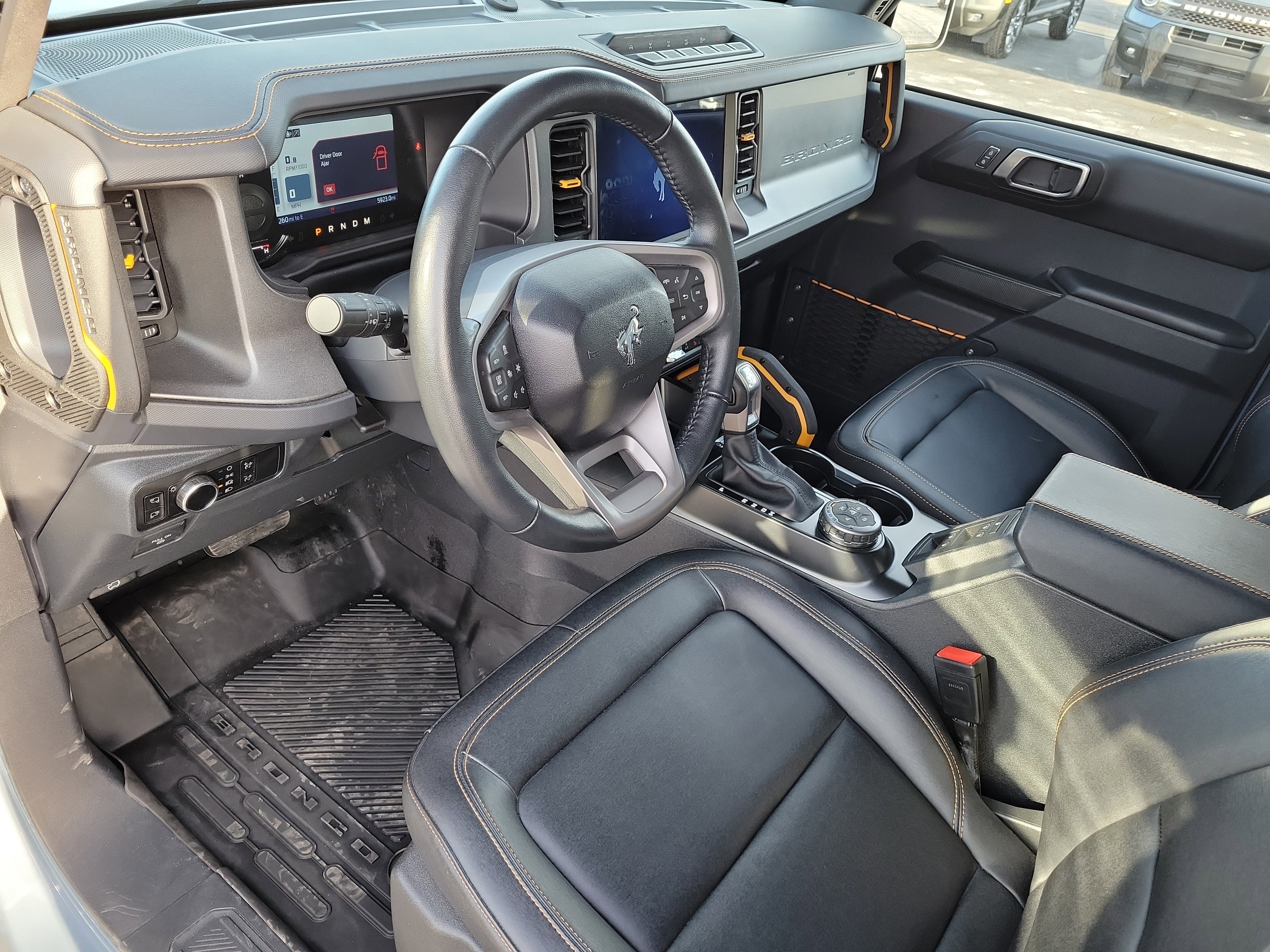 Certified 2024 Ford Bronco Badlands image 17