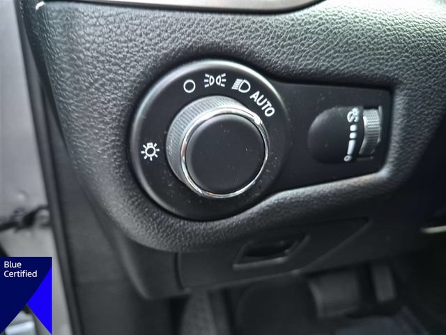 Used 2020 Jeep Cherokee Latitude AWD/4WD image 17