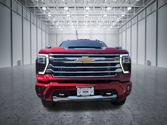 Used 2026 Chevrolet Silverado 2500 High Country w/ High Country Premium Package AWD/4WD image 3