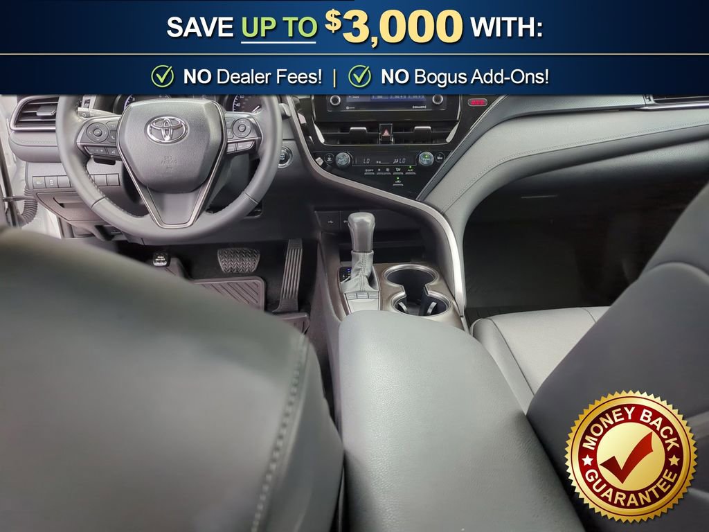 Used 2024 Toyota Camry SE w/ Convenience Package FWD image 17