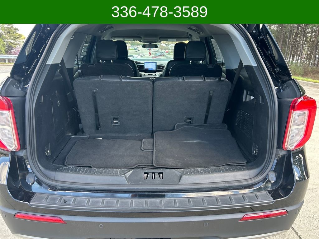 Certified 2022 Ford Explorer XLT w/ Equipment Group 202A image 17