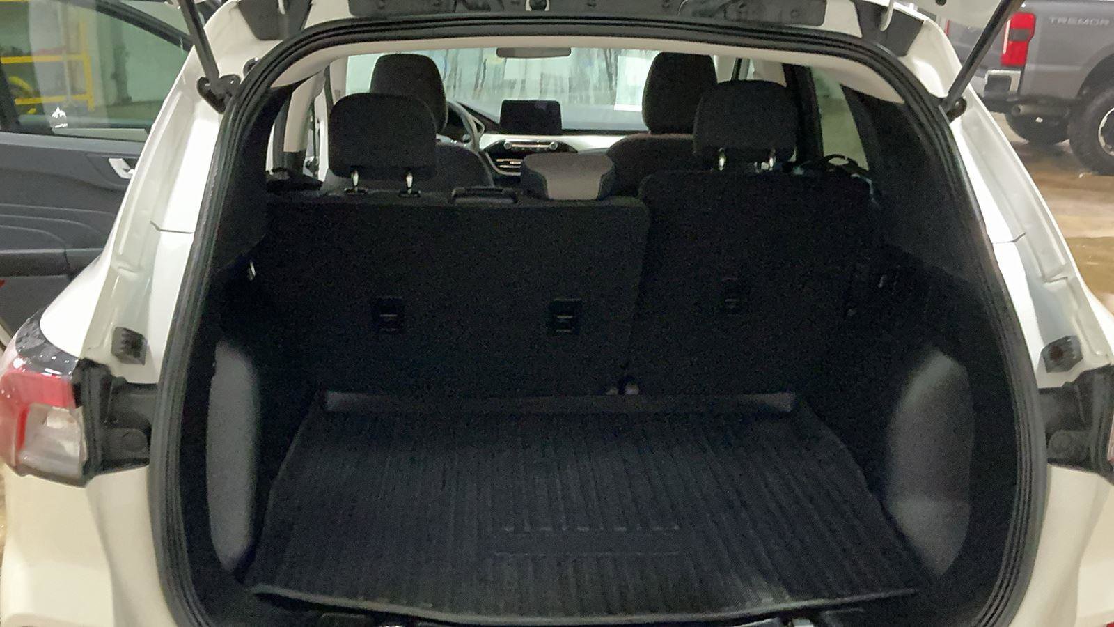 Certified 2021 Ford Escape SE w/ Cold Weather Package image 19