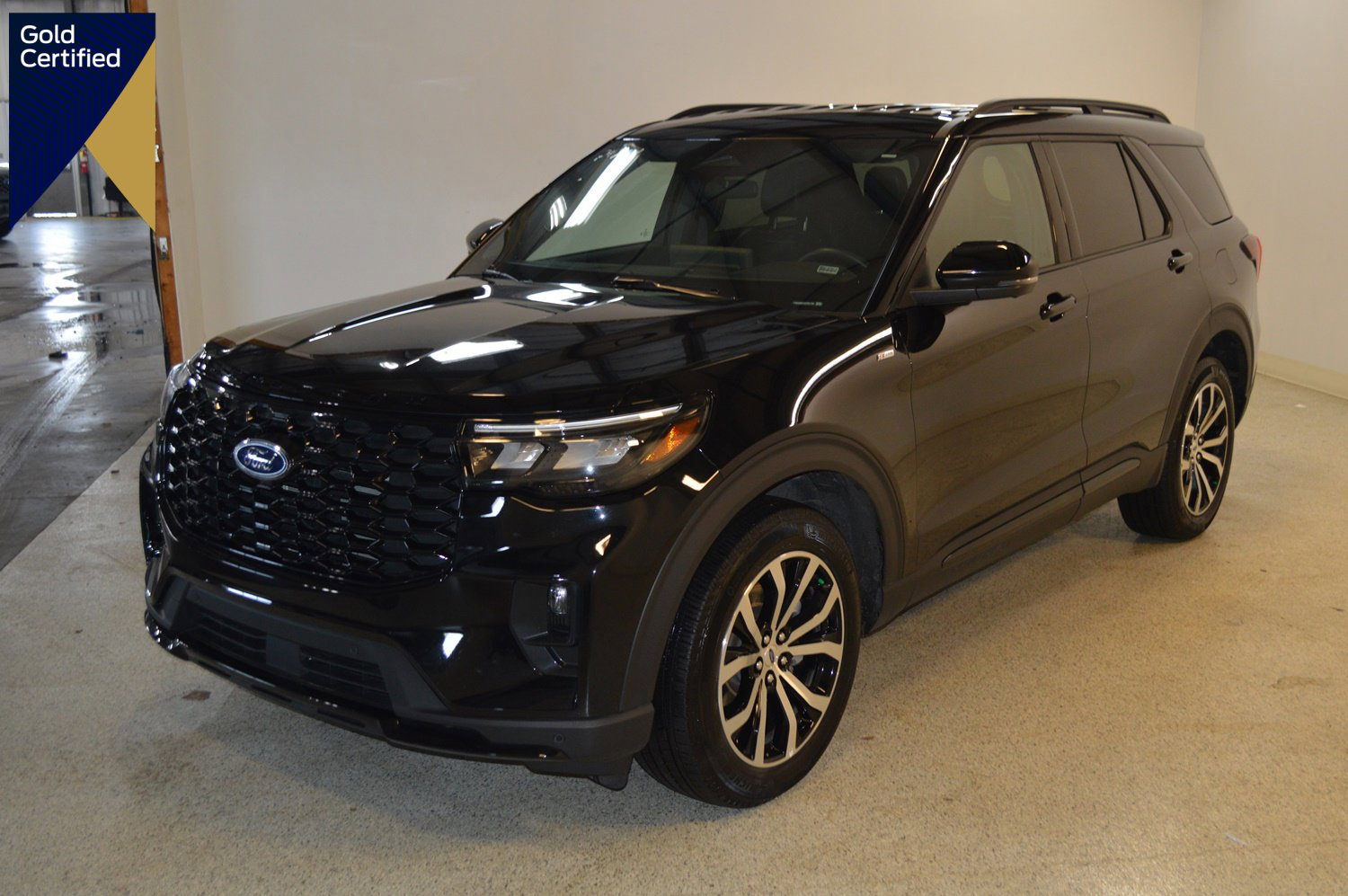 Certified 2025 Ford Explorer ST-Line