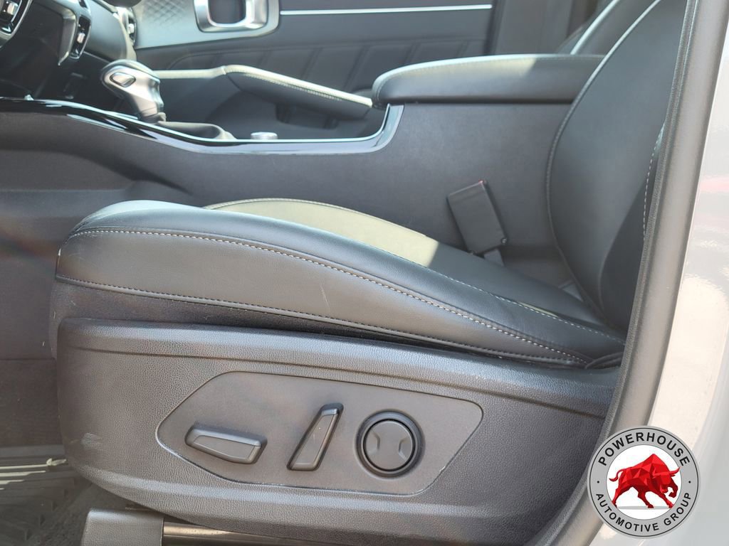 Used 2023 Kia Sorento SX image 27