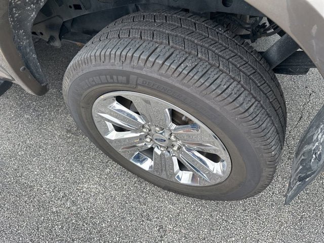 Certified 2019 Ford F150 Lariat w/ Equipment Group 502A Luxury AWD/4WD image 8