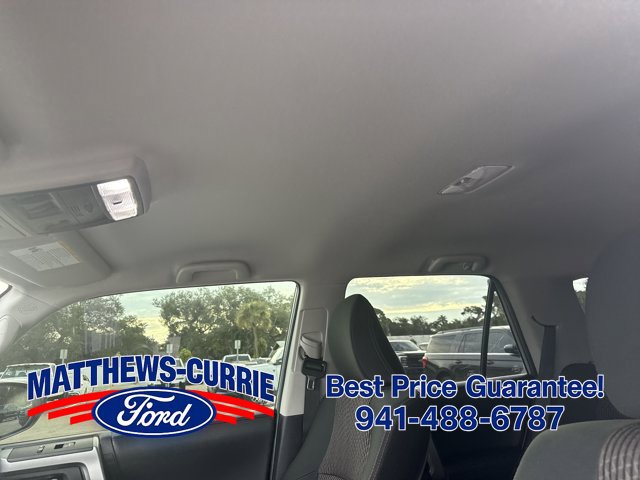 Used 2022 Toyota 4Runner Trail Special Edition AWD/4WD image 11