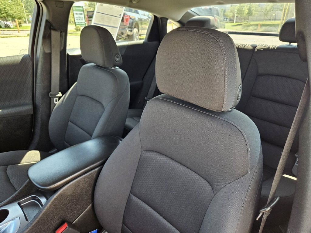 Used 2021 Chevrolet Malibu LS w/ LPO, Convenience Package 1 FWD image 17