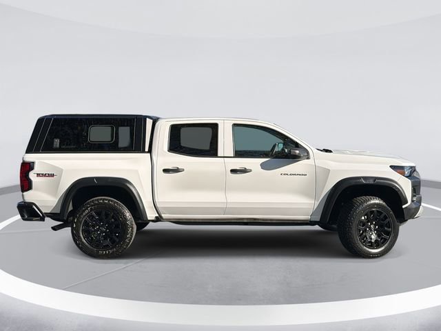 Used 2023 Chevrolet Colorado Trail Boss image 2