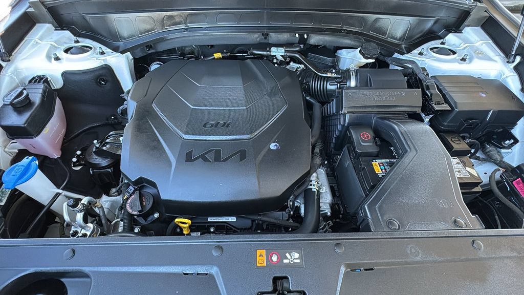 Used 2024 Kia Telluride EX w/ EX Captain's Chair Package AWD/4WD image 26