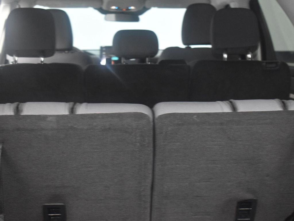 Certified 2025 Ford Explorer Active image 13