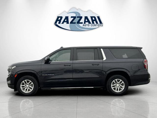 Used 2023 Chevrolet Suburban LT image 2