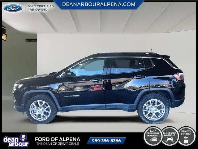 Used 2022 Jeep Compass Latitude AWD/4WD image 5