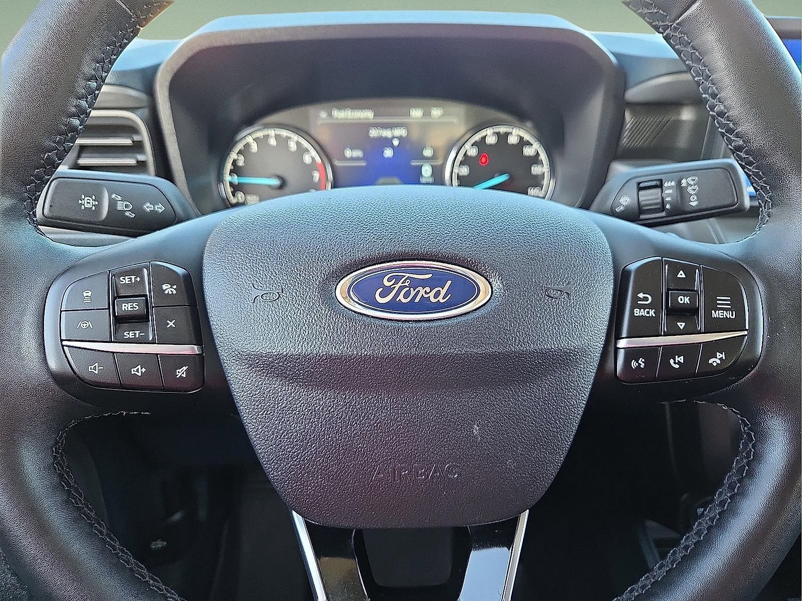 Certified 2024 Ford Maverick Lariat w/ Black Appearance Package image 24