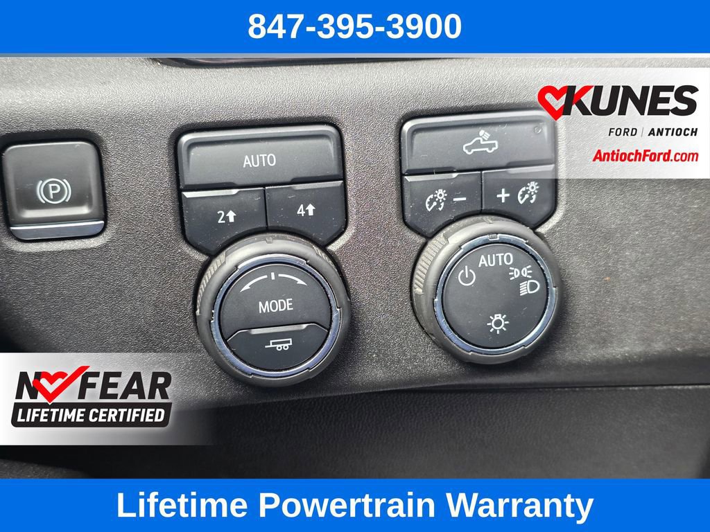Used 2023 Chevrolet Silverado 1500 LT image 38