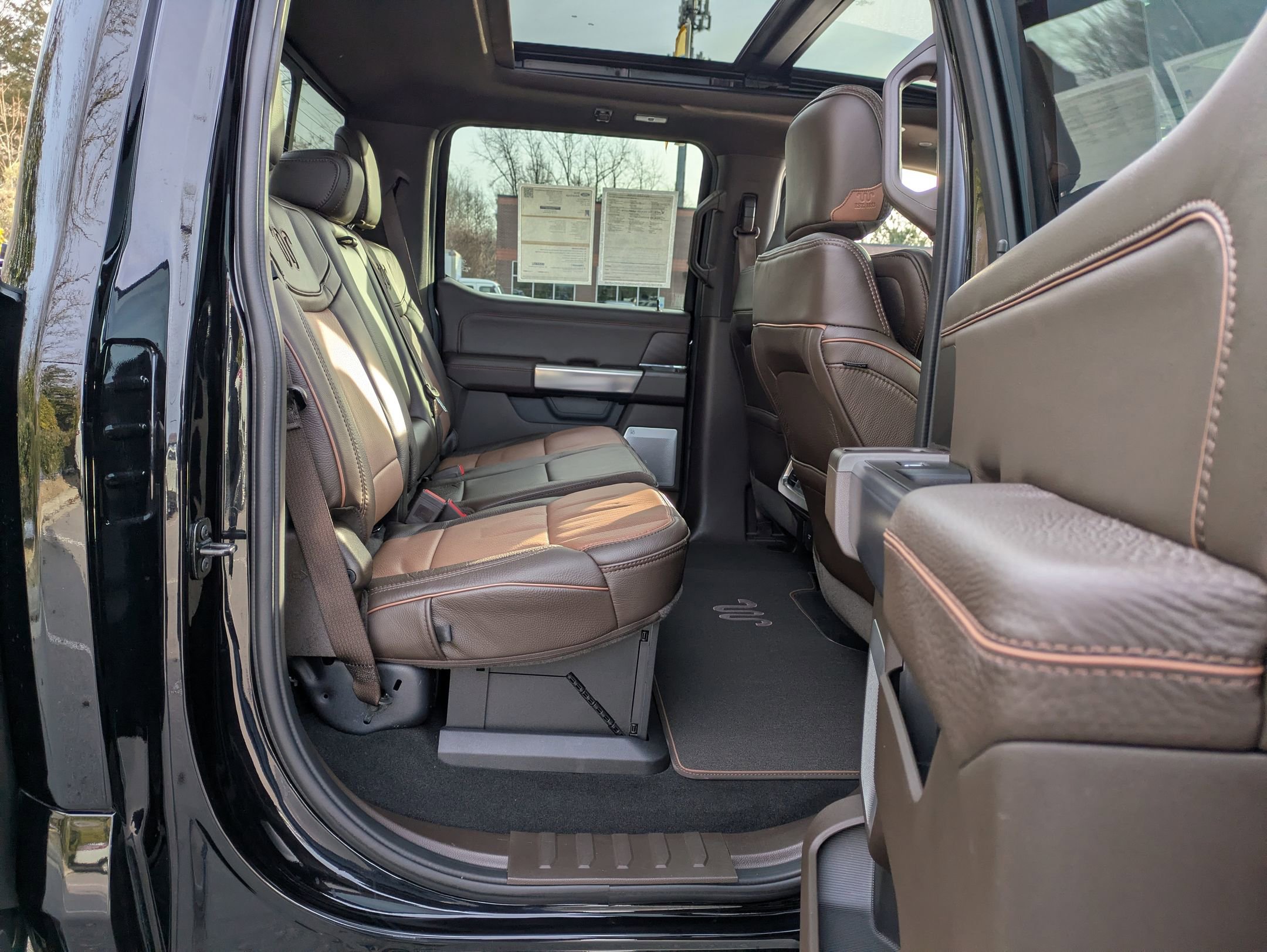 Certified 2024 Ford F250 King Ranch w/ Chrome Package image 40