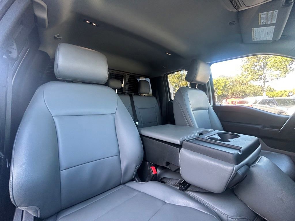 Certified 2023 Ford F550 XL w/ XL Chrome Package image 25