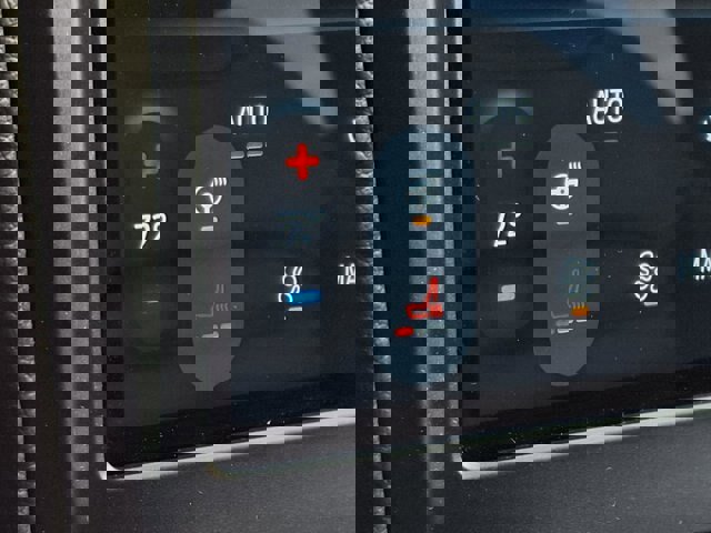 Certified 2024 Ford Edge SEL w/ Convenience Package image 5